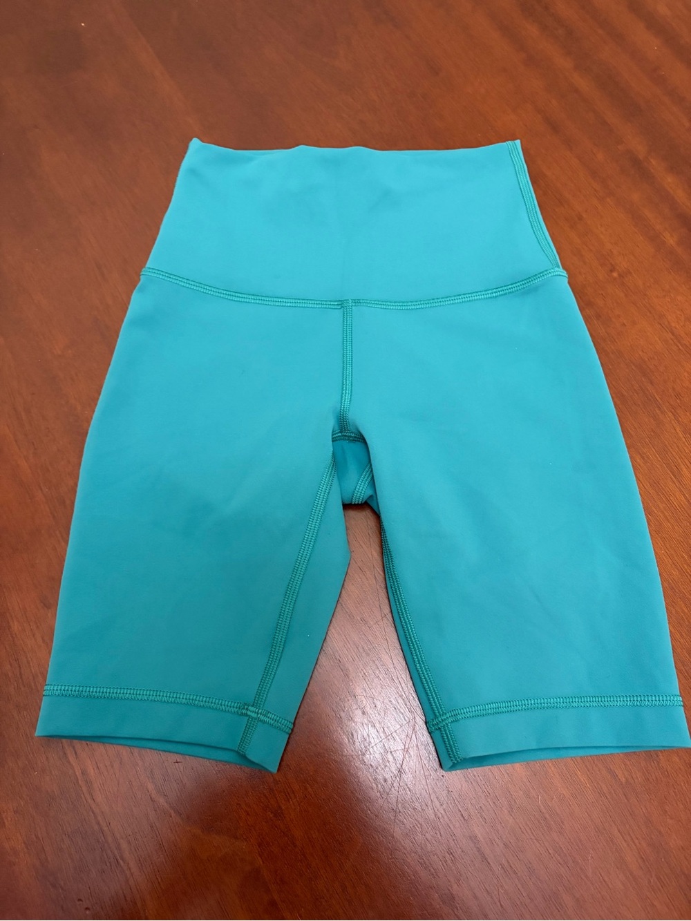 Lululemon Wunder Train High Rise Shorts 8” - Size 2